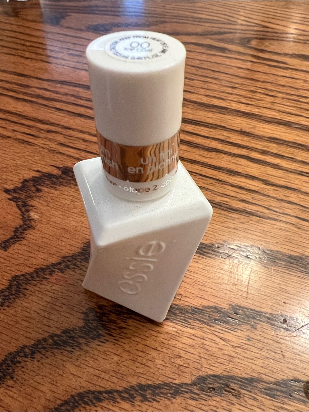 Essie 00 Top Coat Platinum Grade Finish Nail Polish Protection